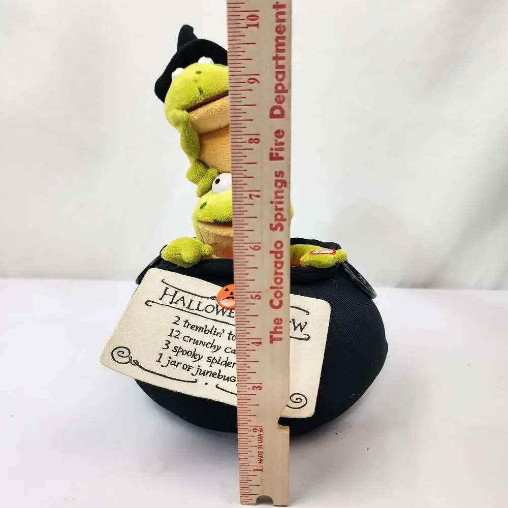 Hallmark Animated Halloween Trembling Toads Stew Pot Singing Lighted Frogs Plush